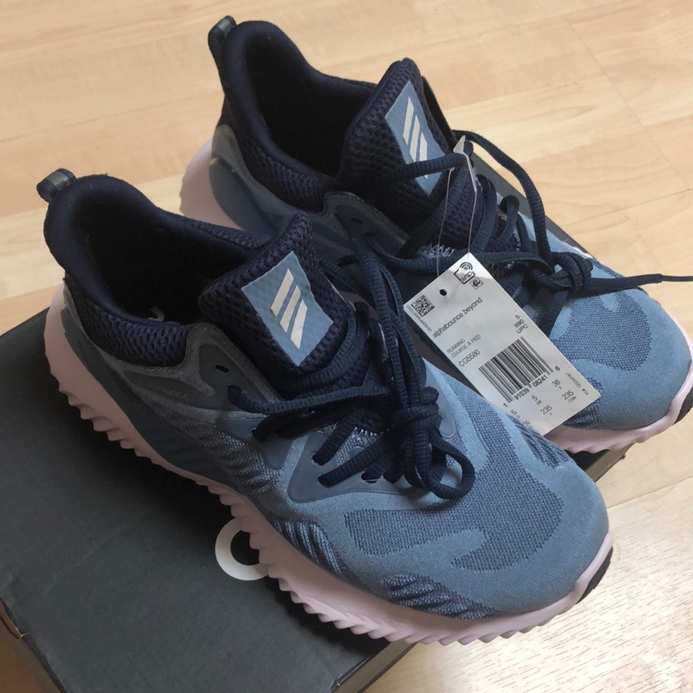 Adidas Alphabounce Beyond size 6.5